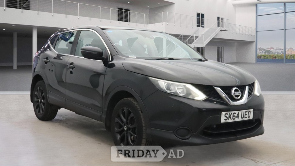 Nissan Qashqai 2014 in Hounslow