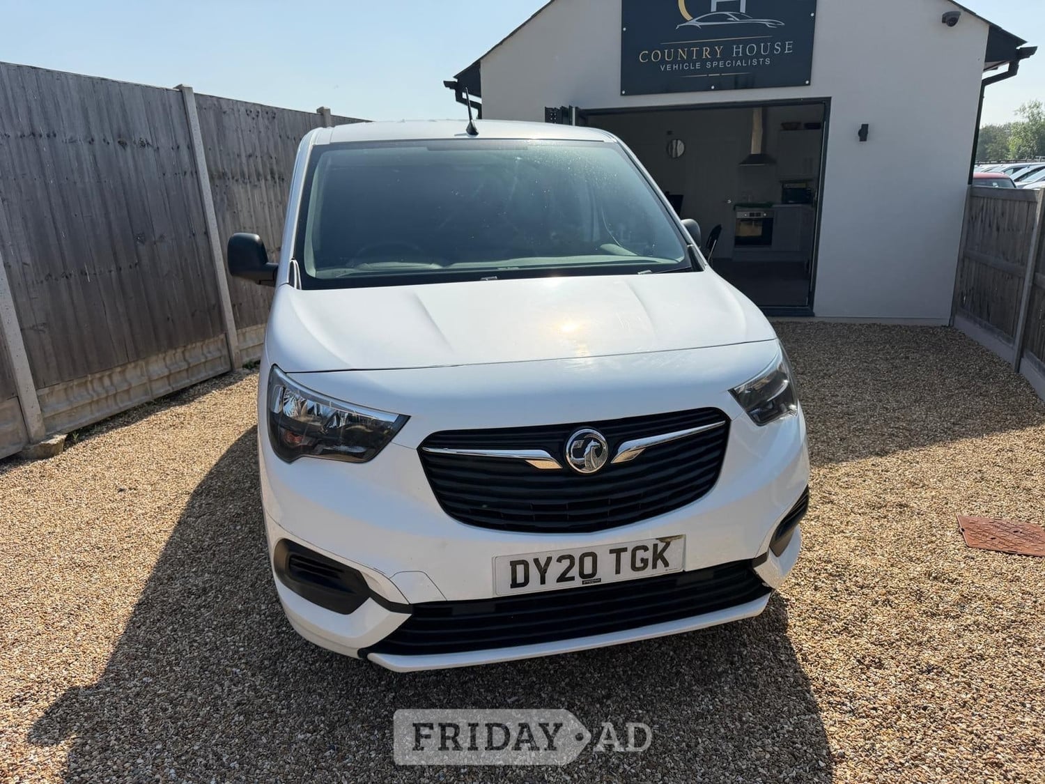 [ berth ]Vauxhall Combo
