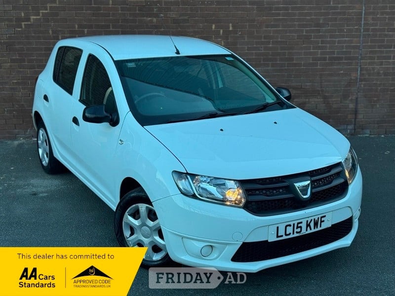 Dacia Sandero 2015 in Ashford