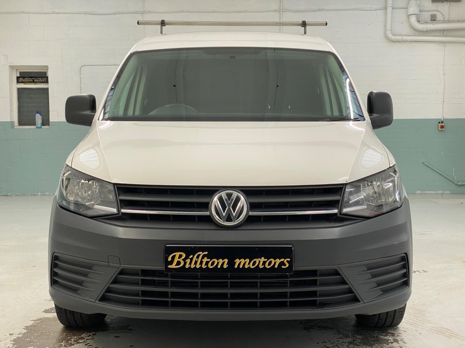 Volkswagen Caddy 2016 - Vans & Commercial Vehicles