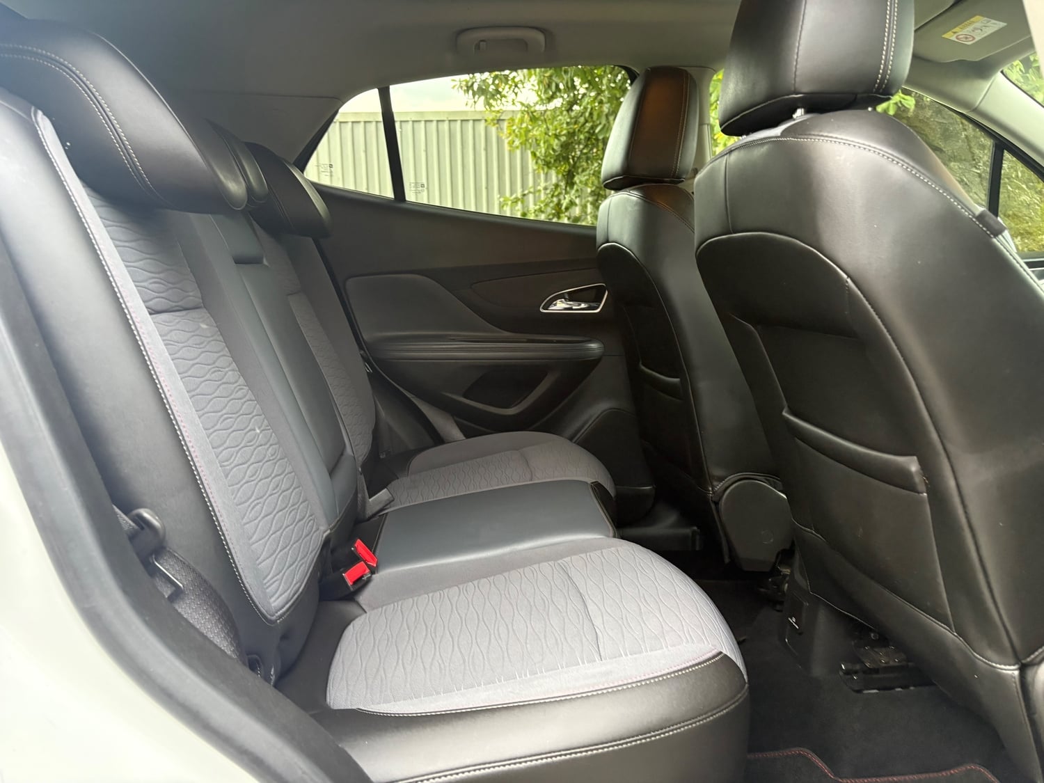 Vauxhall Mokka 2015 - Cars