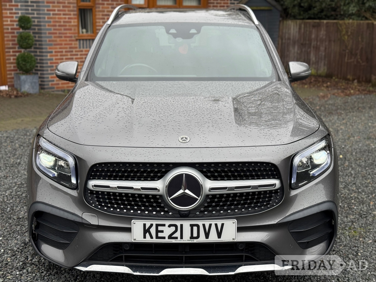 [ berth ]Mercedes-Benz GLB