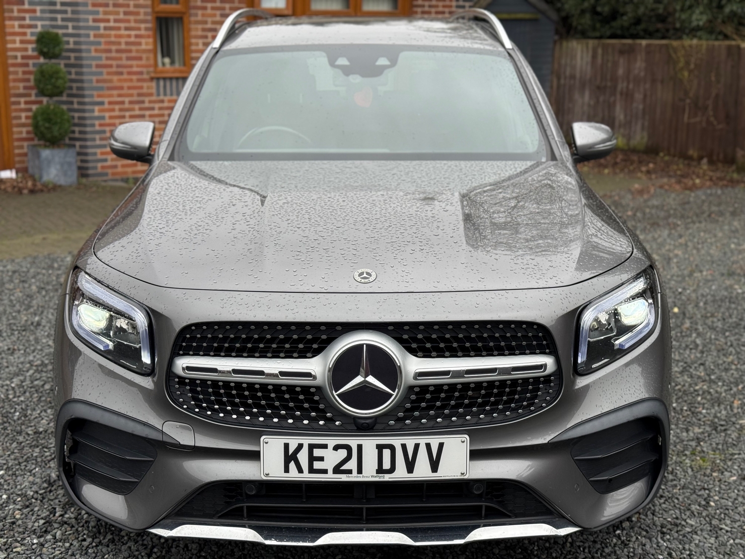 [ berth ]Mercedes-Benz GLB