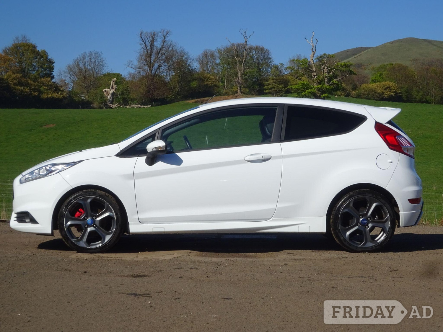Ford Fiesta 2016 - Cars in Leven