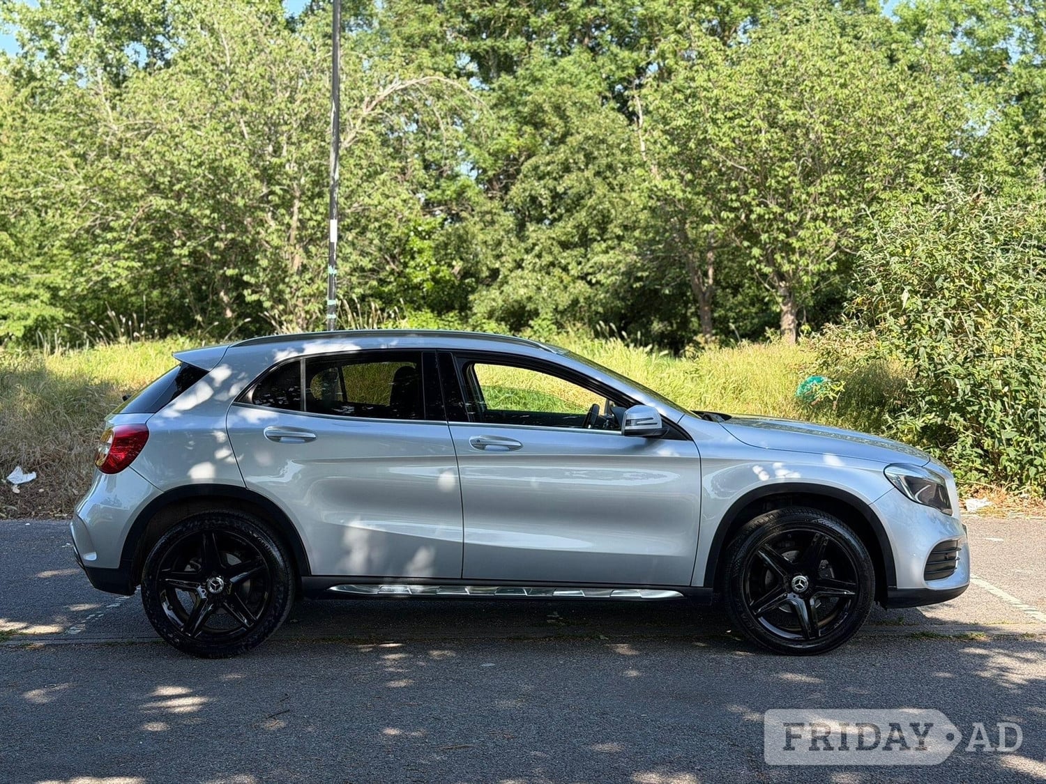 [ berth ]Mercedes-Benz GLA