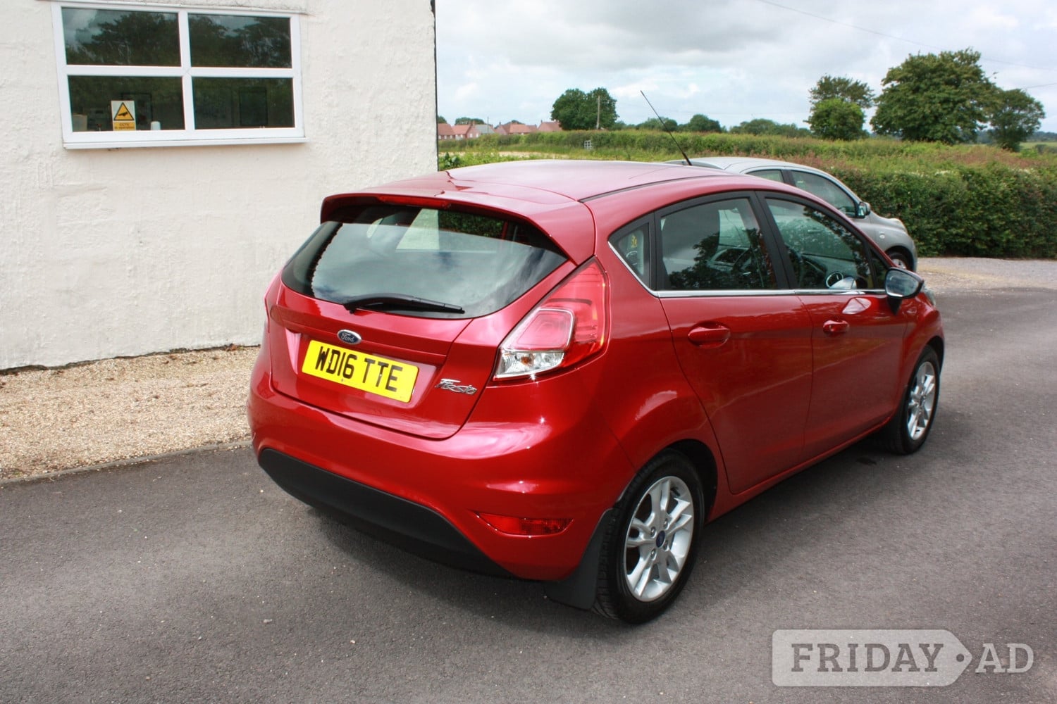 Ford Fiesta 2016 - Cars