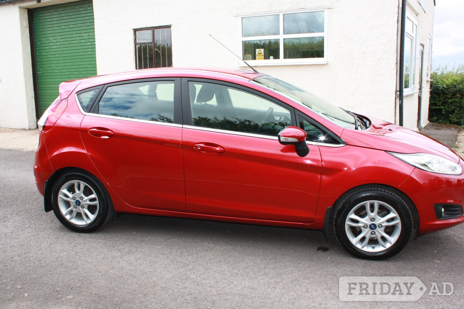 Ford Fiesta 2016 - Cars in Sherborne
