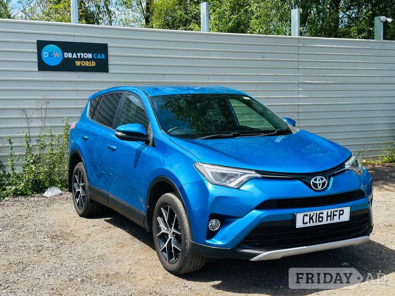Toyota RAV4 2016 - Cars in Hillingdon