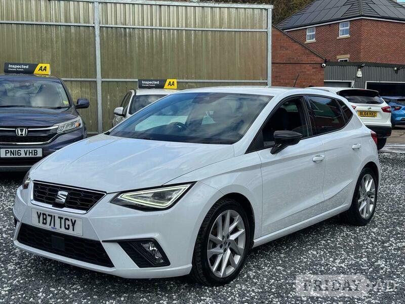 [ berth ]SEAT Ibiza