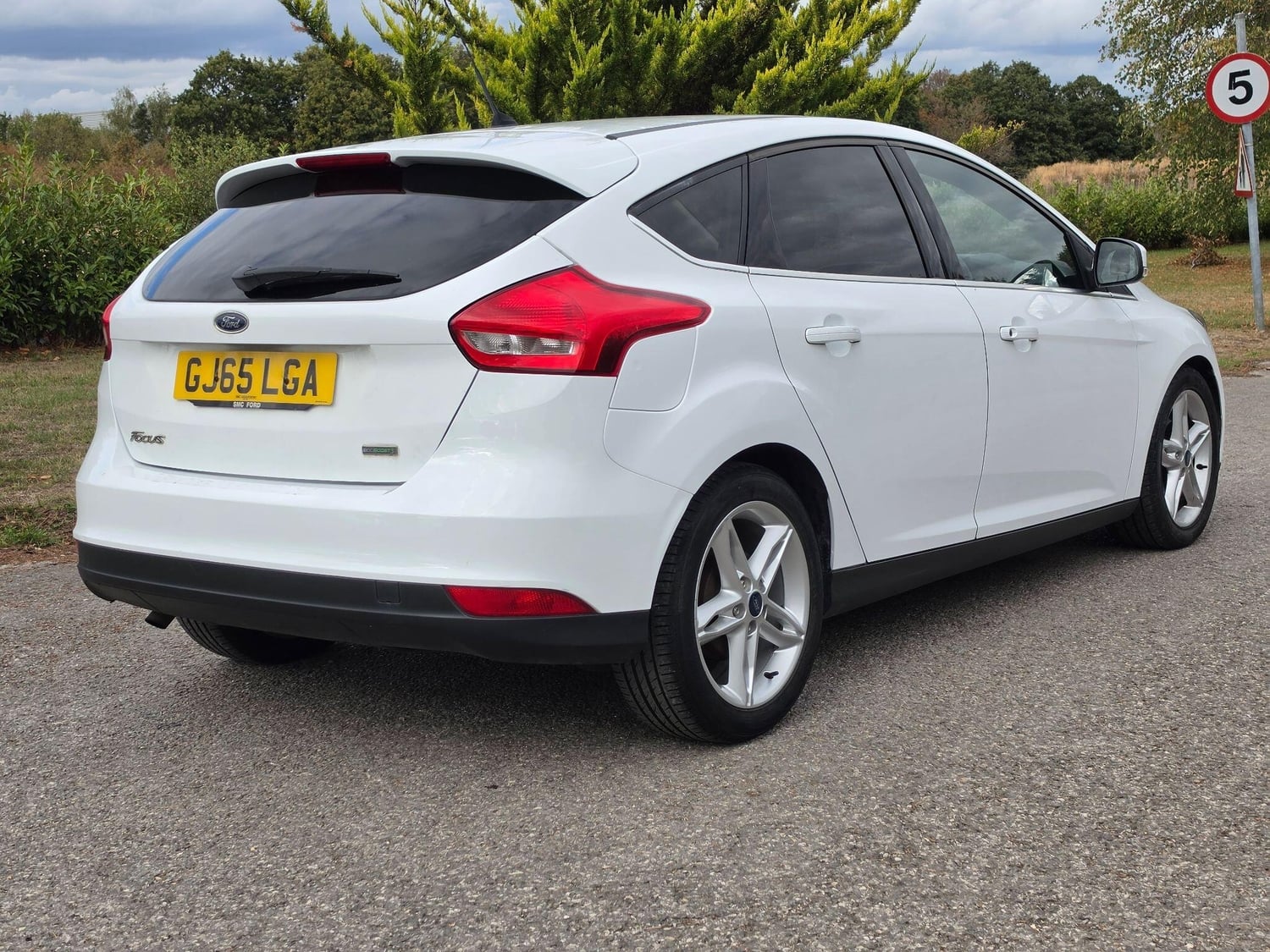 Ford Focus 2016 - Cars in Ashford