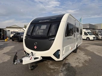 Swift Challenger 590 2027