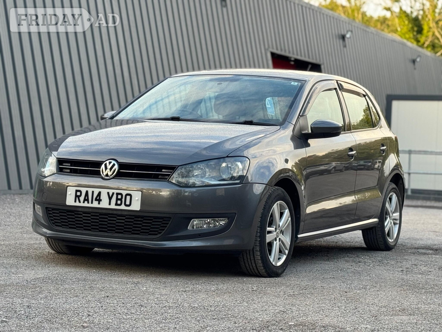 Volkswagen Polo 2014 - Cars in Farnham