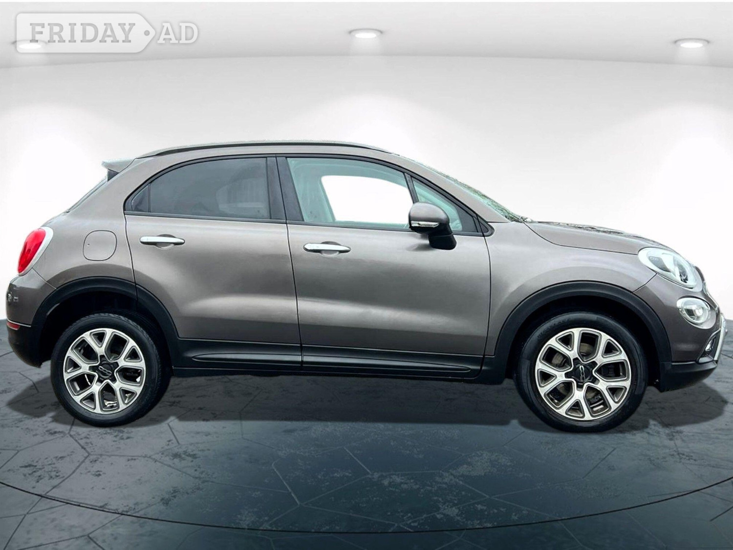 [ berth ]Fiat 500X