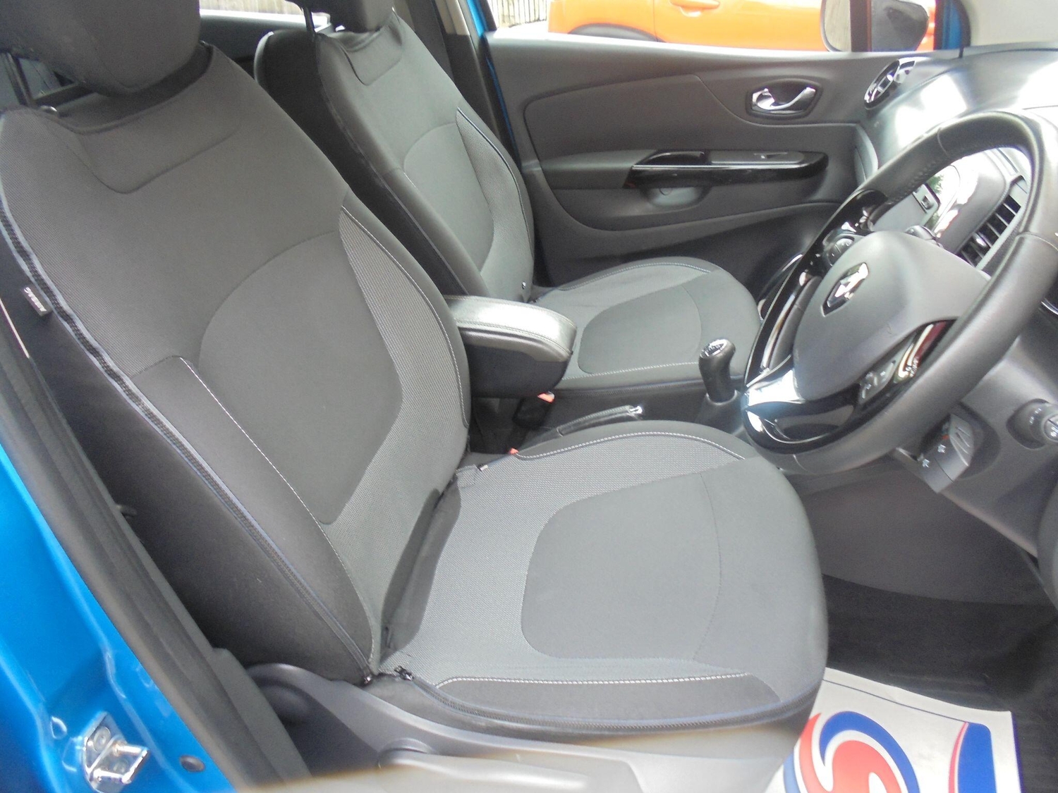 Renault Captur 2016 - Cars
