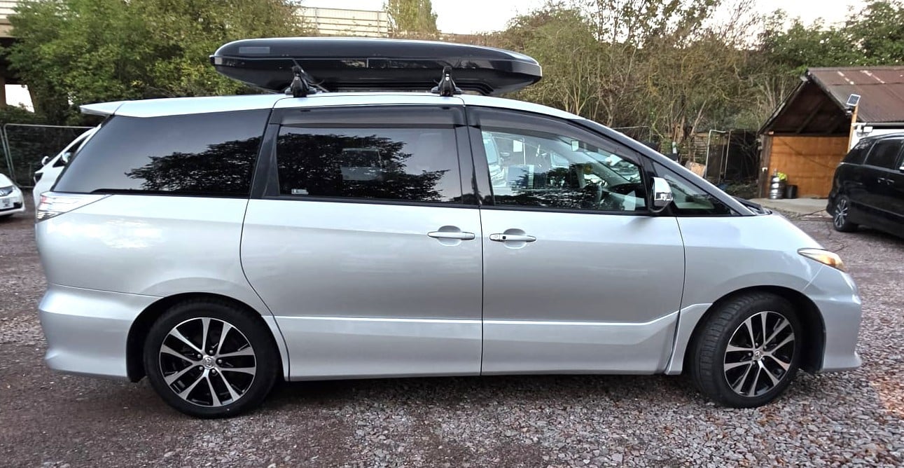 [ berth ]Toyota Estima