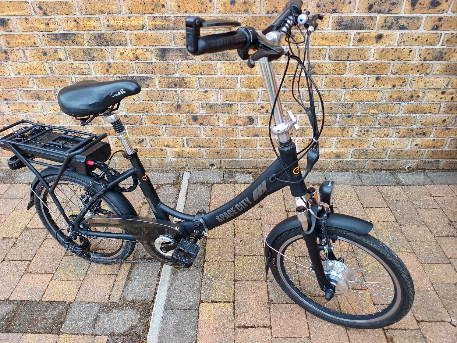 Space City 20" electric Folding Bike, excellent condition .