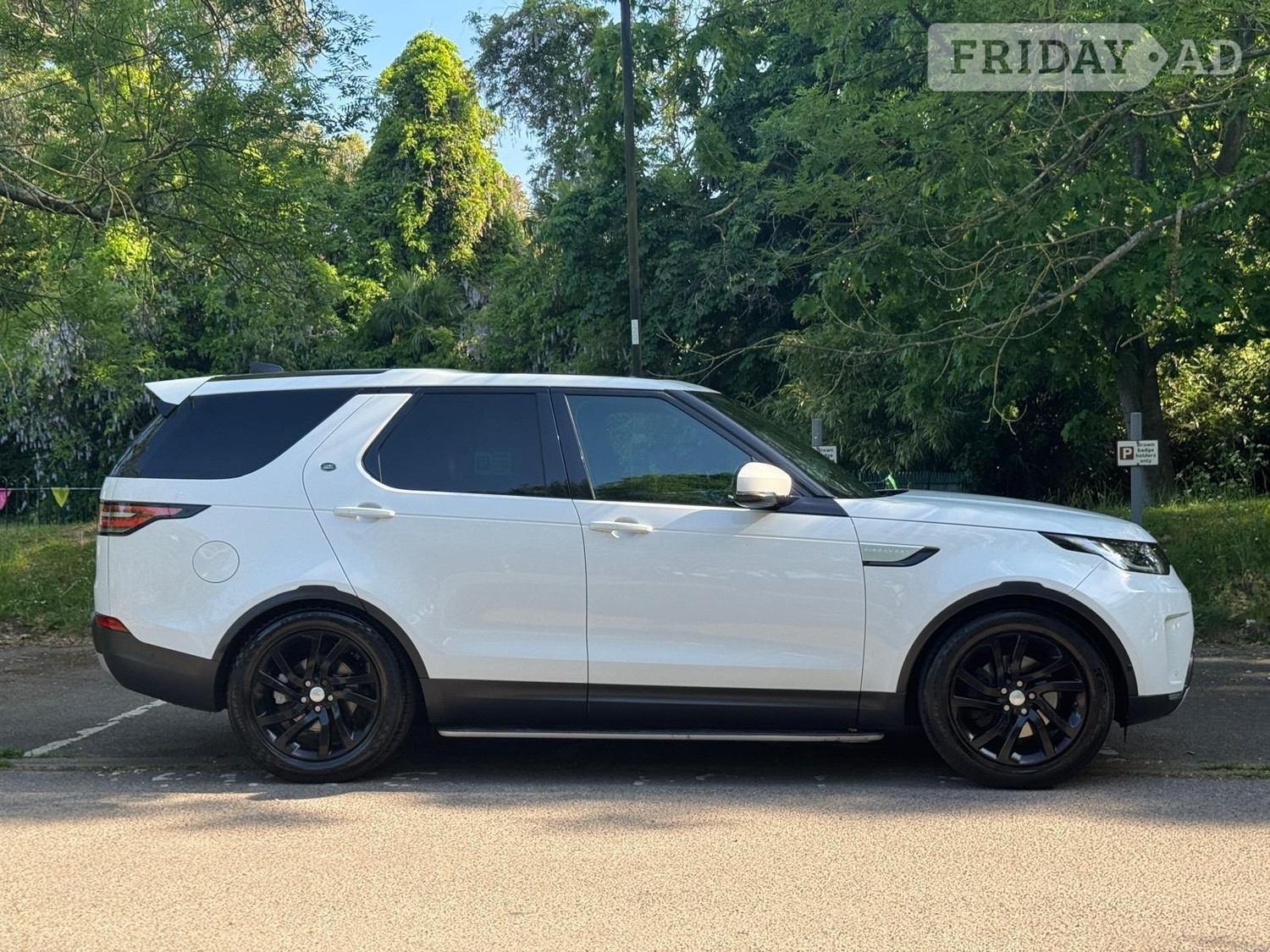 Land Rover Discovery 2019 - Cars in Uxbridge