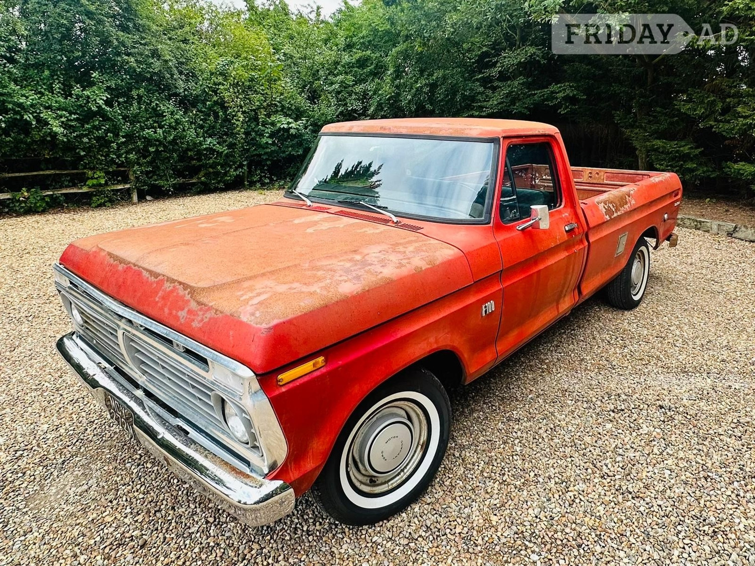 Ford F100 1974 in Horley