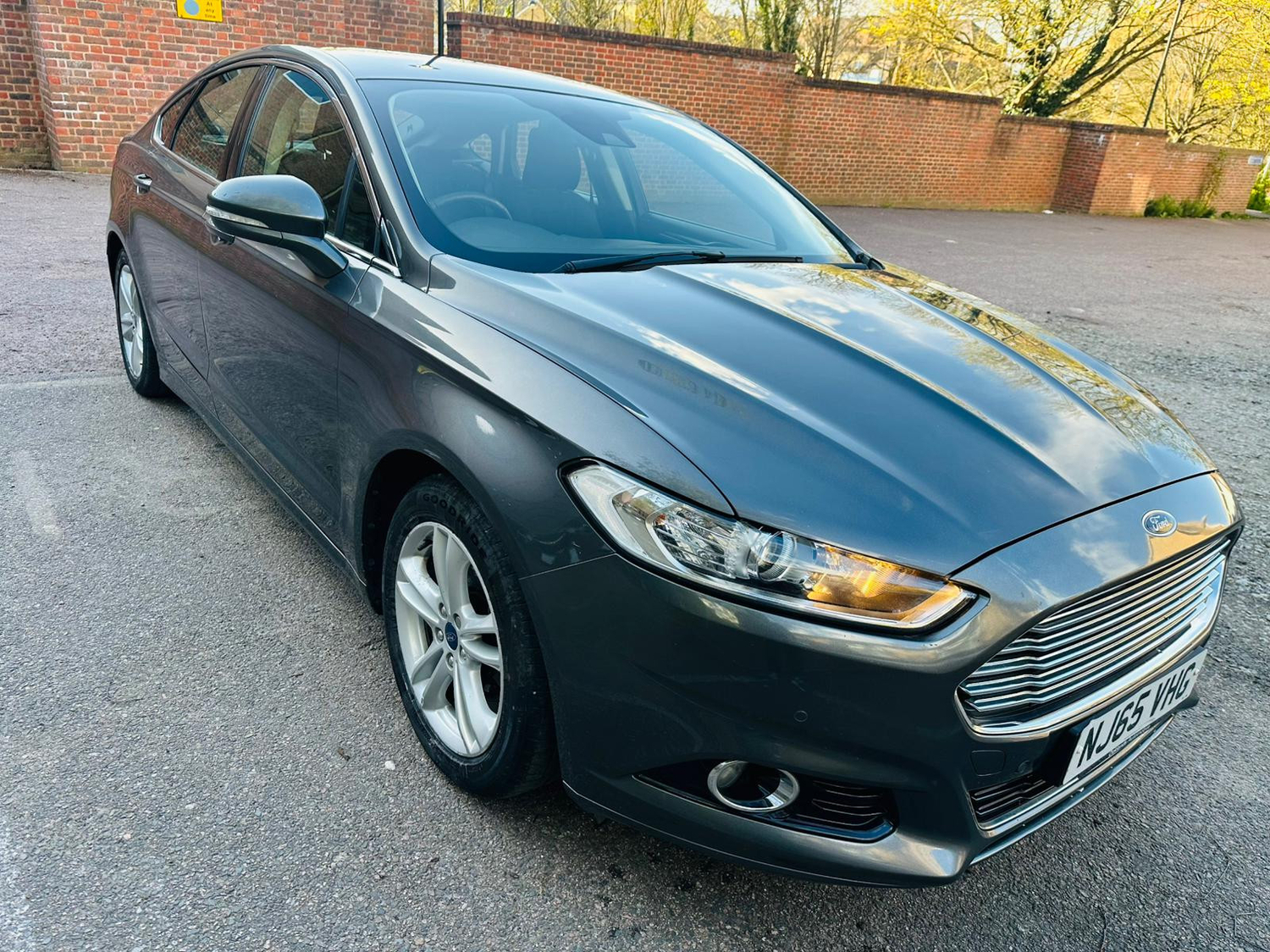[ berth ]Ford Mondeo