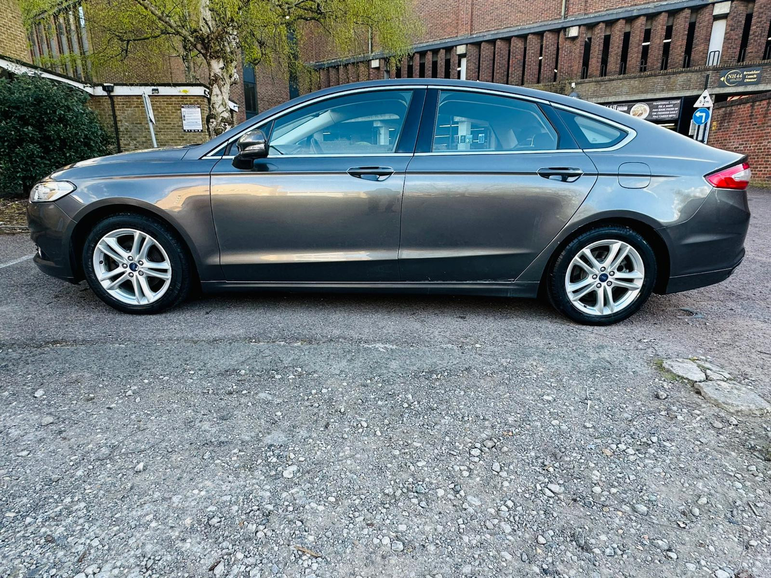 Ford Mondeo 2015 - Cars