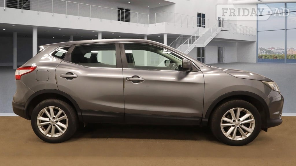 Nissan Qashqai 2015 - Cars