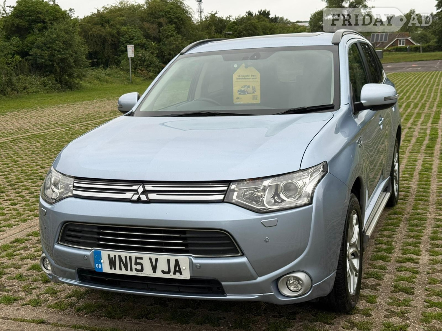 Mitsubishi Outlander 2015 - Cars