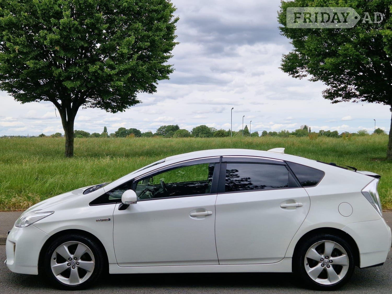 Toyota Prius 2014 - Cars in Birmingham