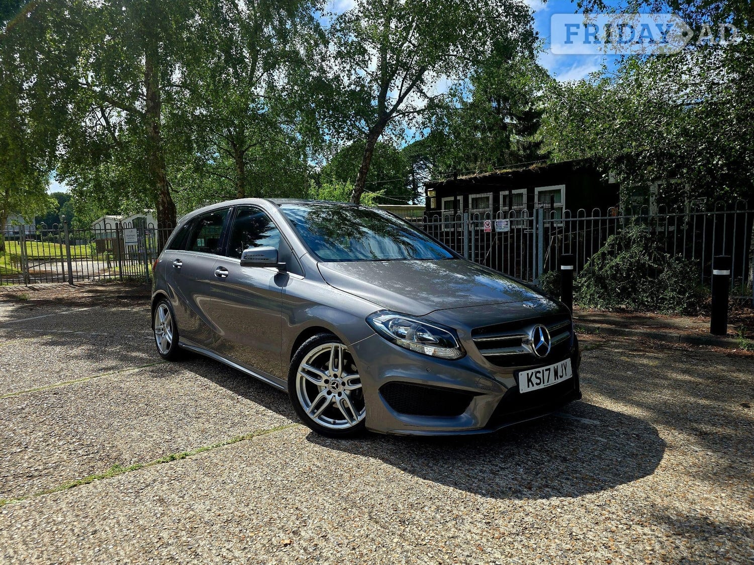 [ berth ]Mercedes-Benz B Class