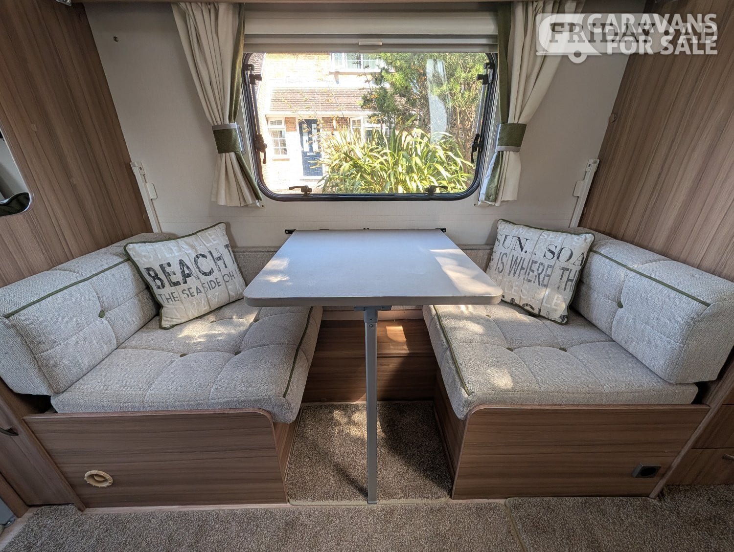 Lunar Quasar 586 2018 - Motorhomes & Caravans in Storrington