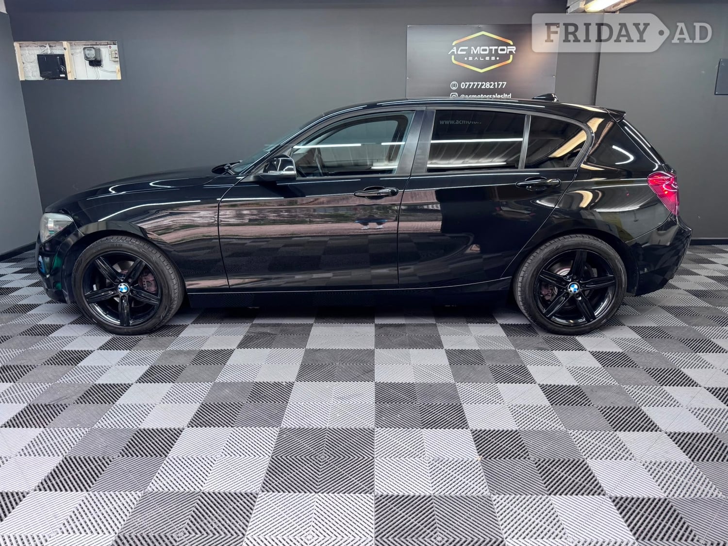 BMW 1 Series 2011 - Cars in Chertsey
