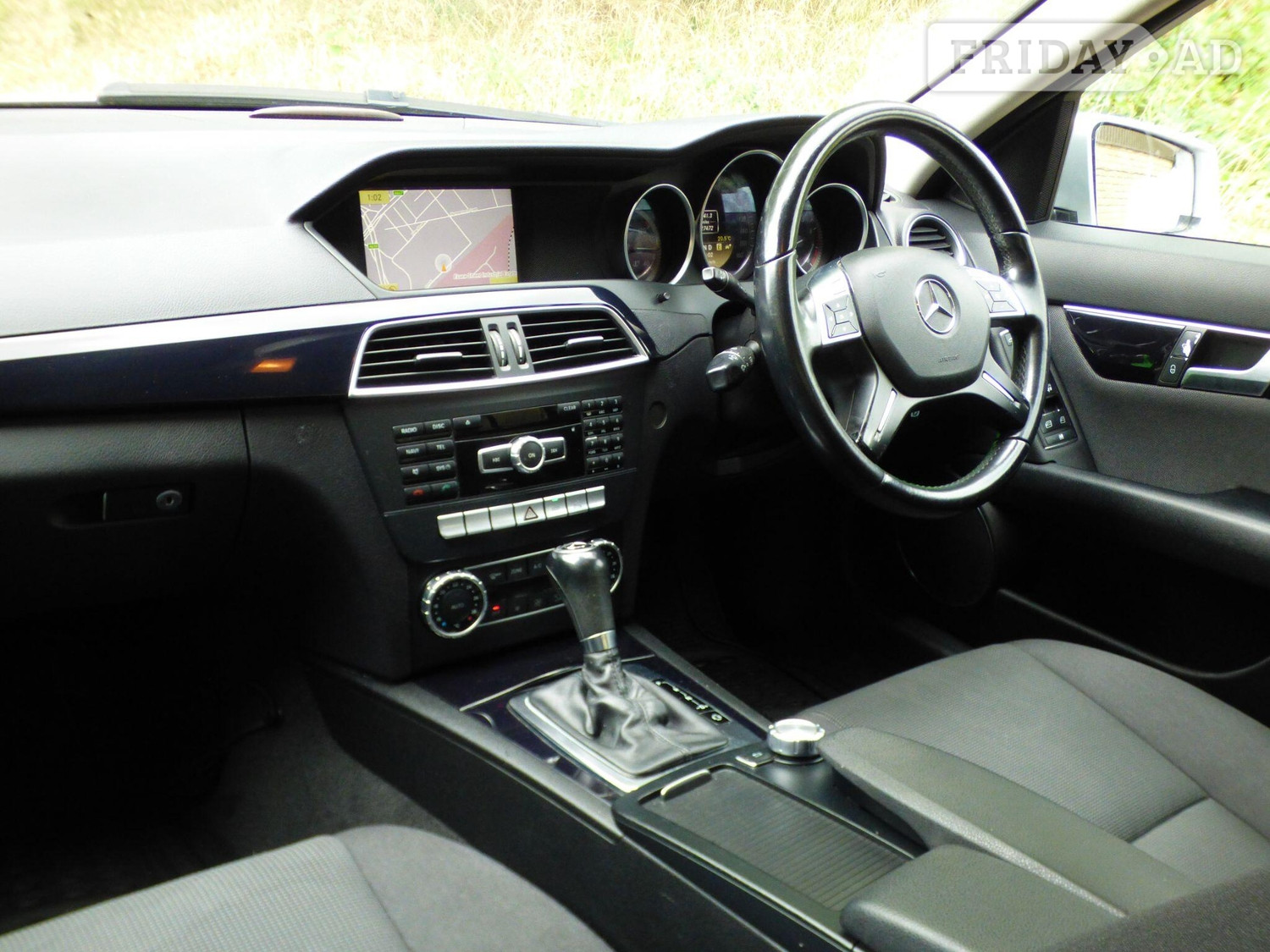 [ berth ]Mercedes-Benz C Class
