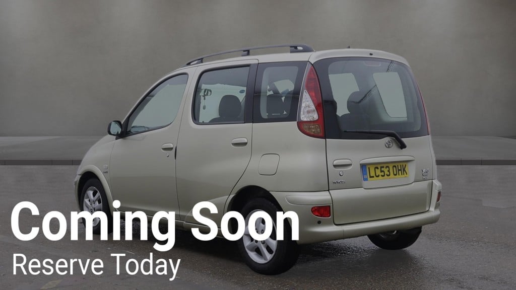 Toyota Yaris Verso 2003 - Cars