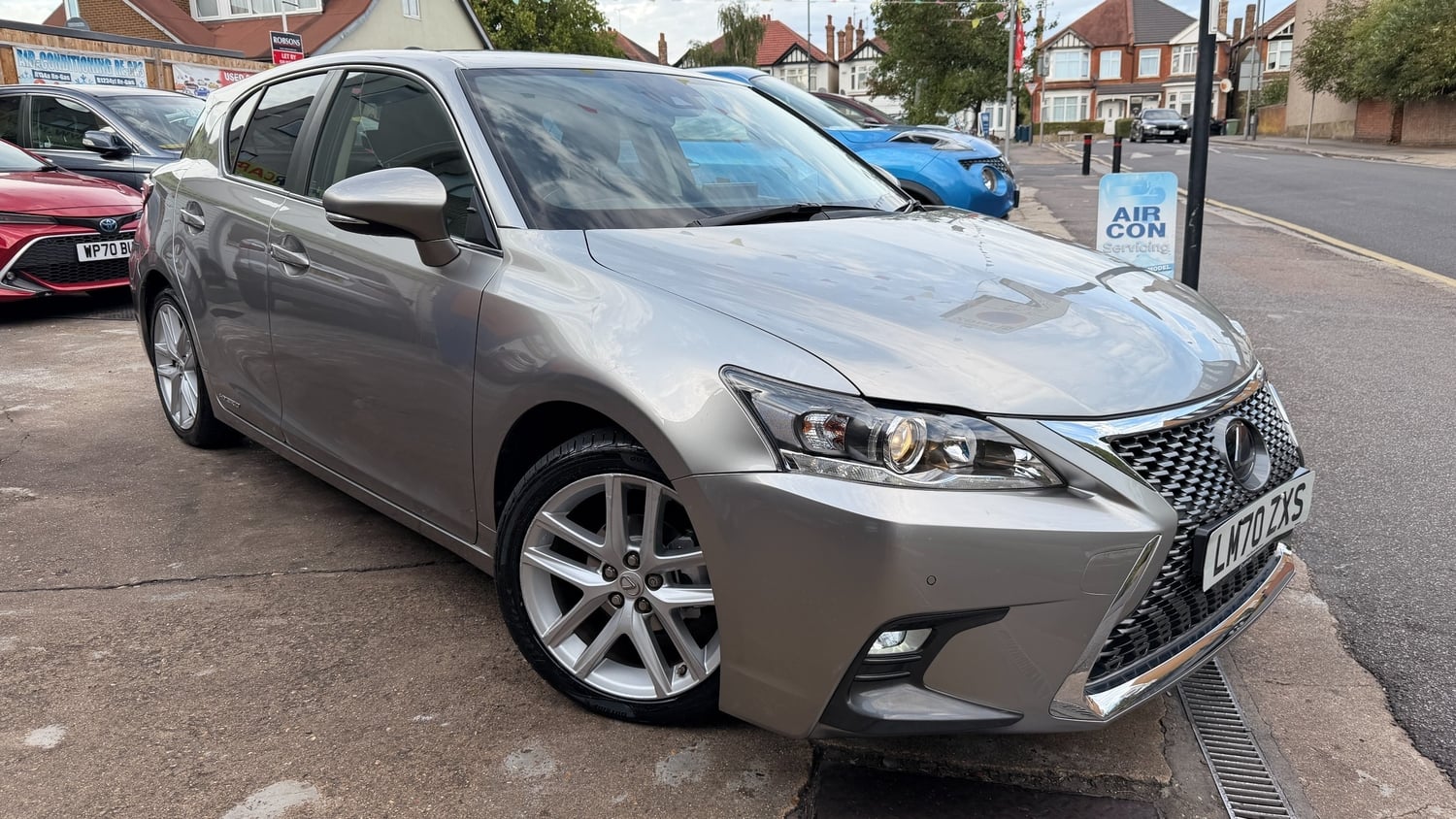 Lexus CT 2020 - Cars in Harrow