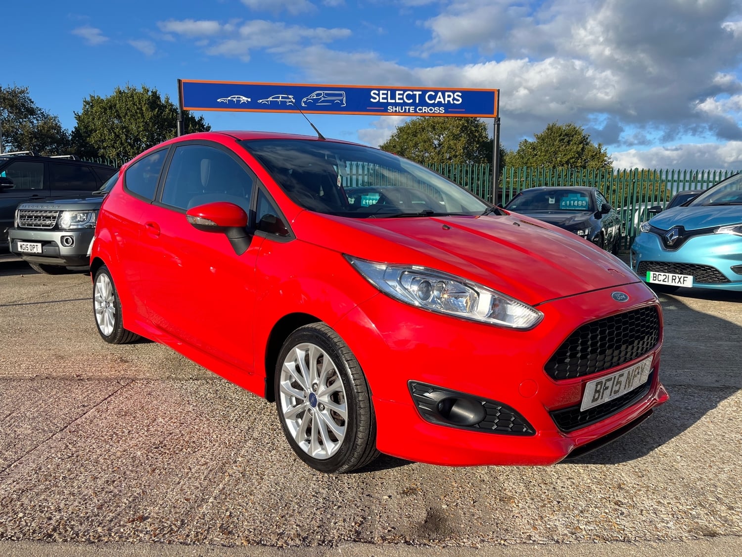[ berth ]Ford Fiesta