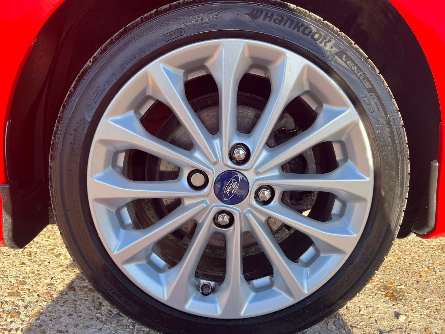 Ford Fiesta 2015 - Cars