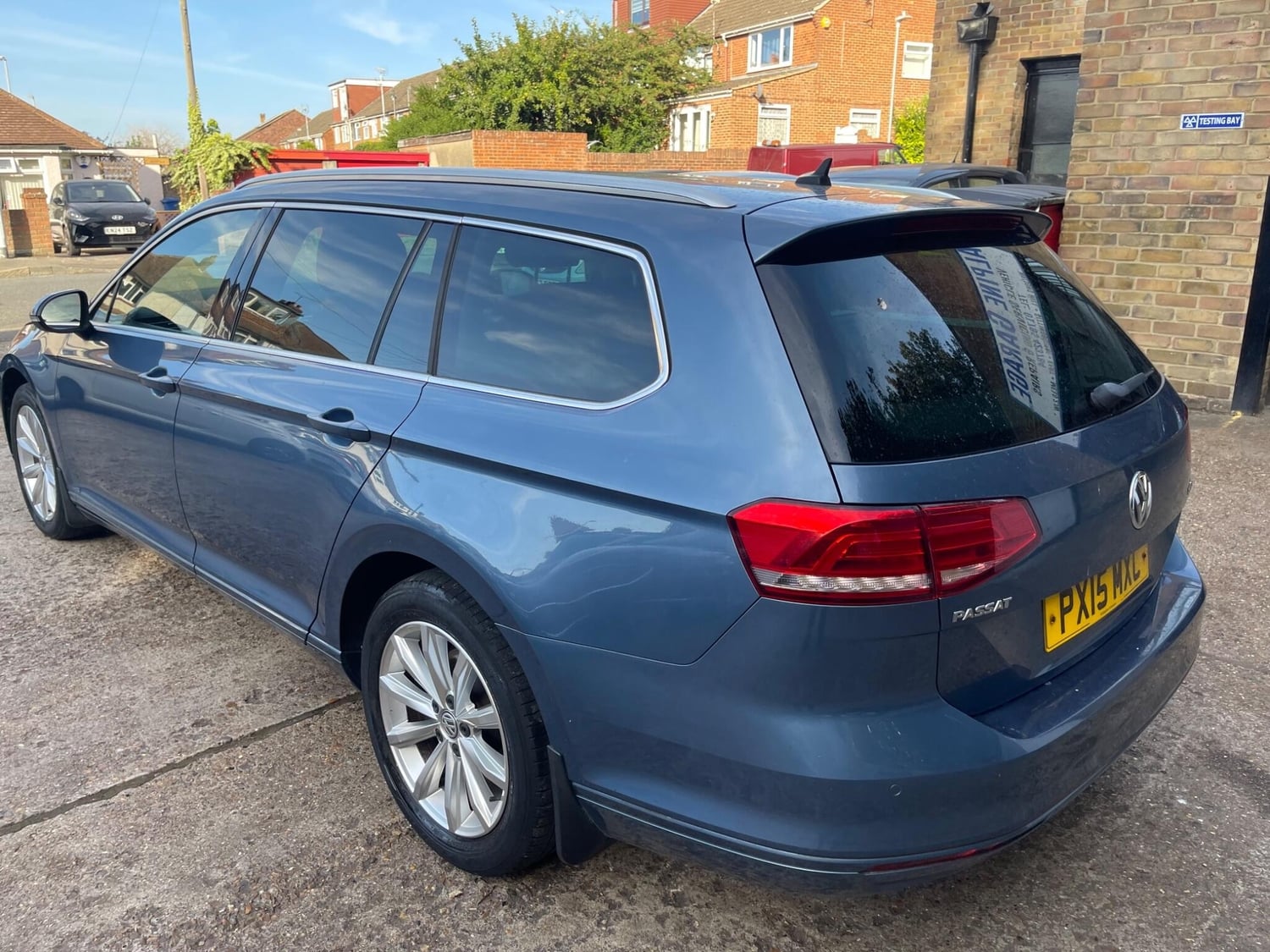 Volkswagen Passat 2015 - Cars