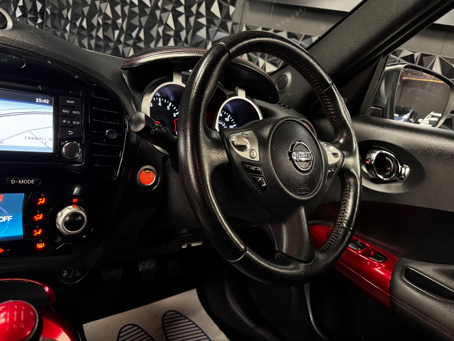 Nissan Juke 2016 - Cars