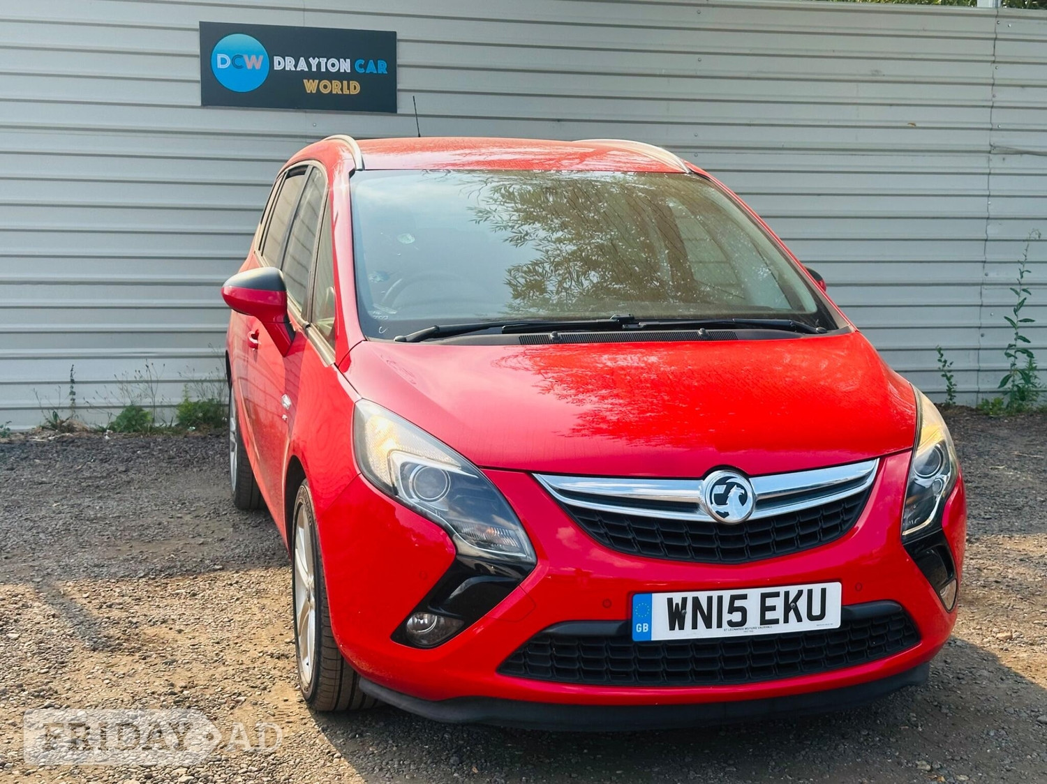 Vauxhall Zafira Tourer 2015 in Hillingdon