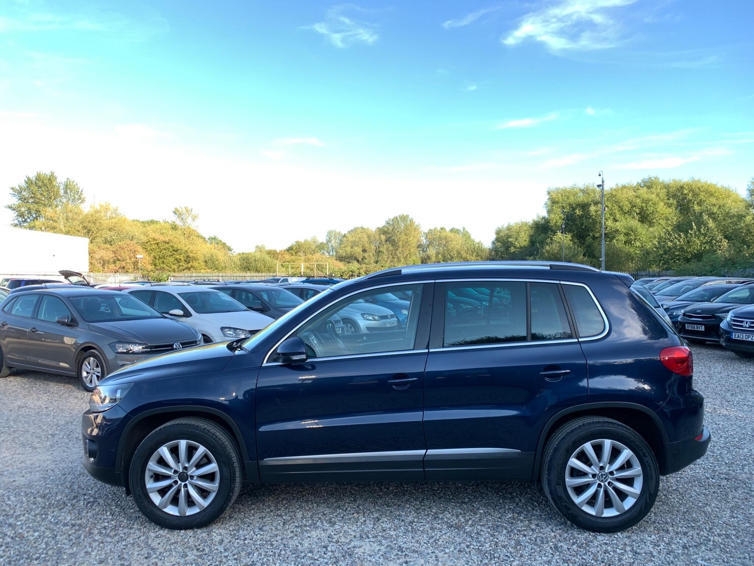 Volkswagen Tiguan 2015 - Cars in Swindon