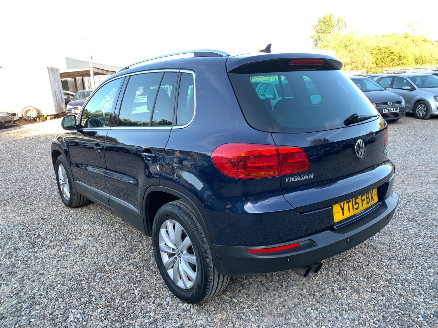 Volkswagen Tiguan 2015 - Cars