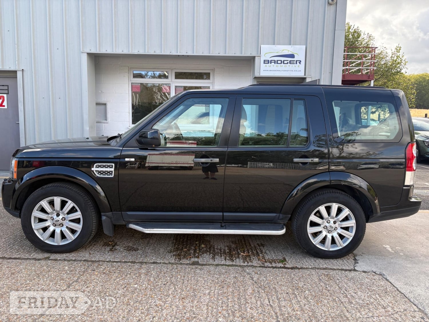 [ berth ]Land Rover Discovery 4