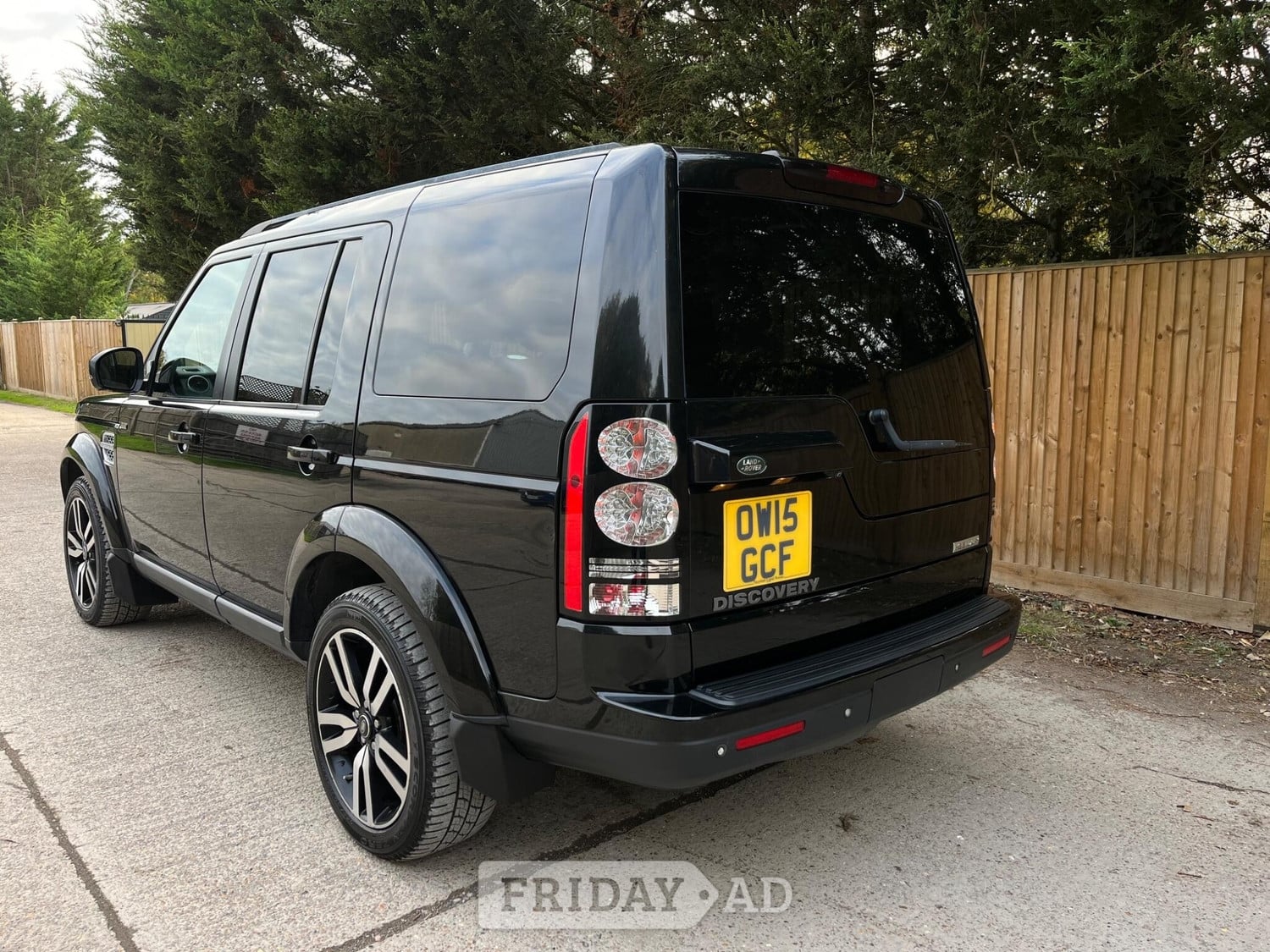 Land Rover Discovery 4 2015 - Cars