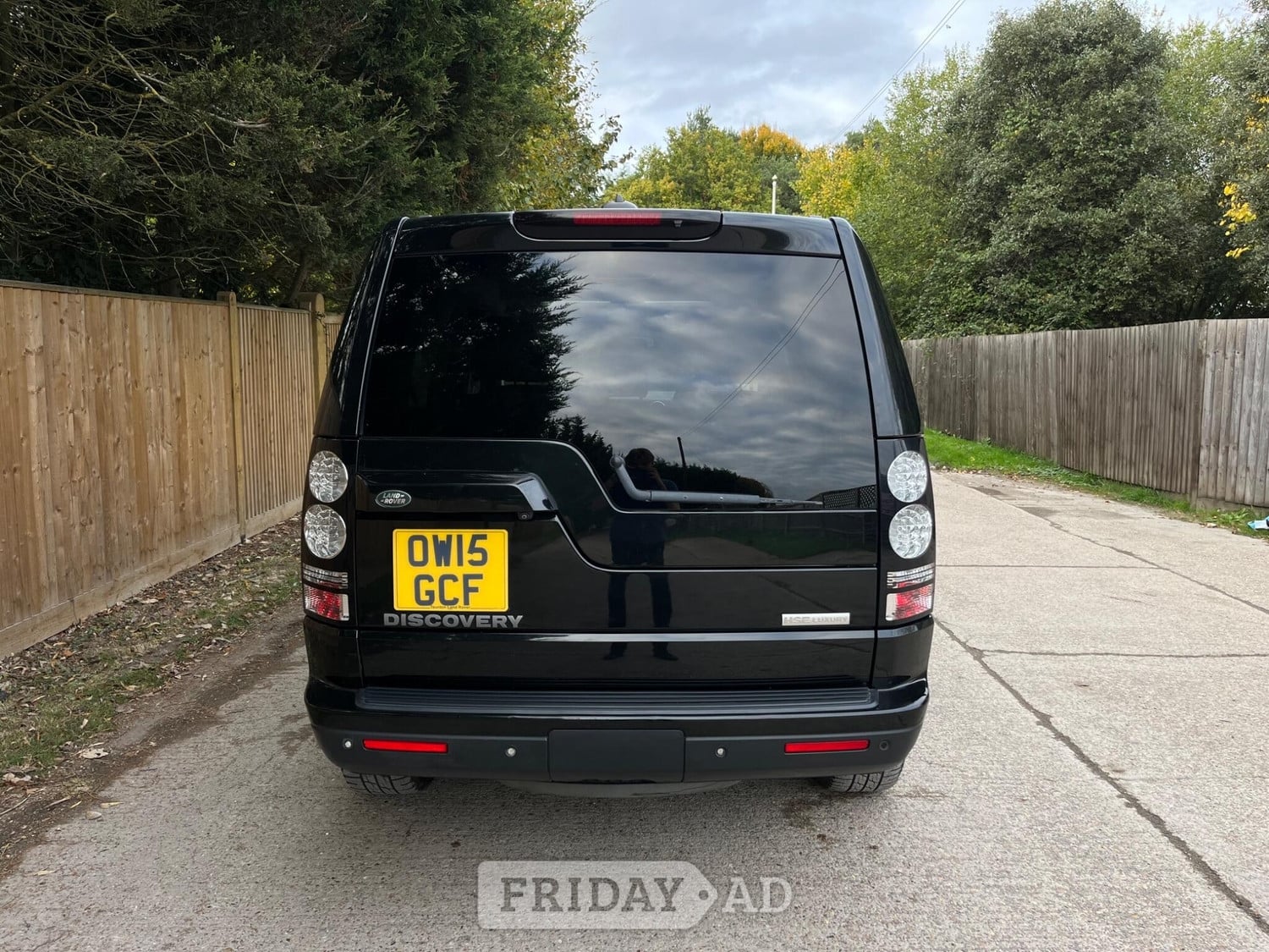 Land Rover Discovery 4 2015 - Cars in Tonbridge