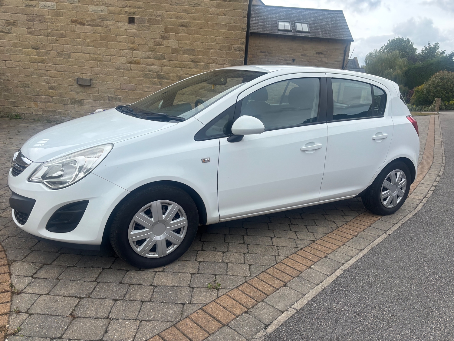 [ berth ]Vauxhall Corsa