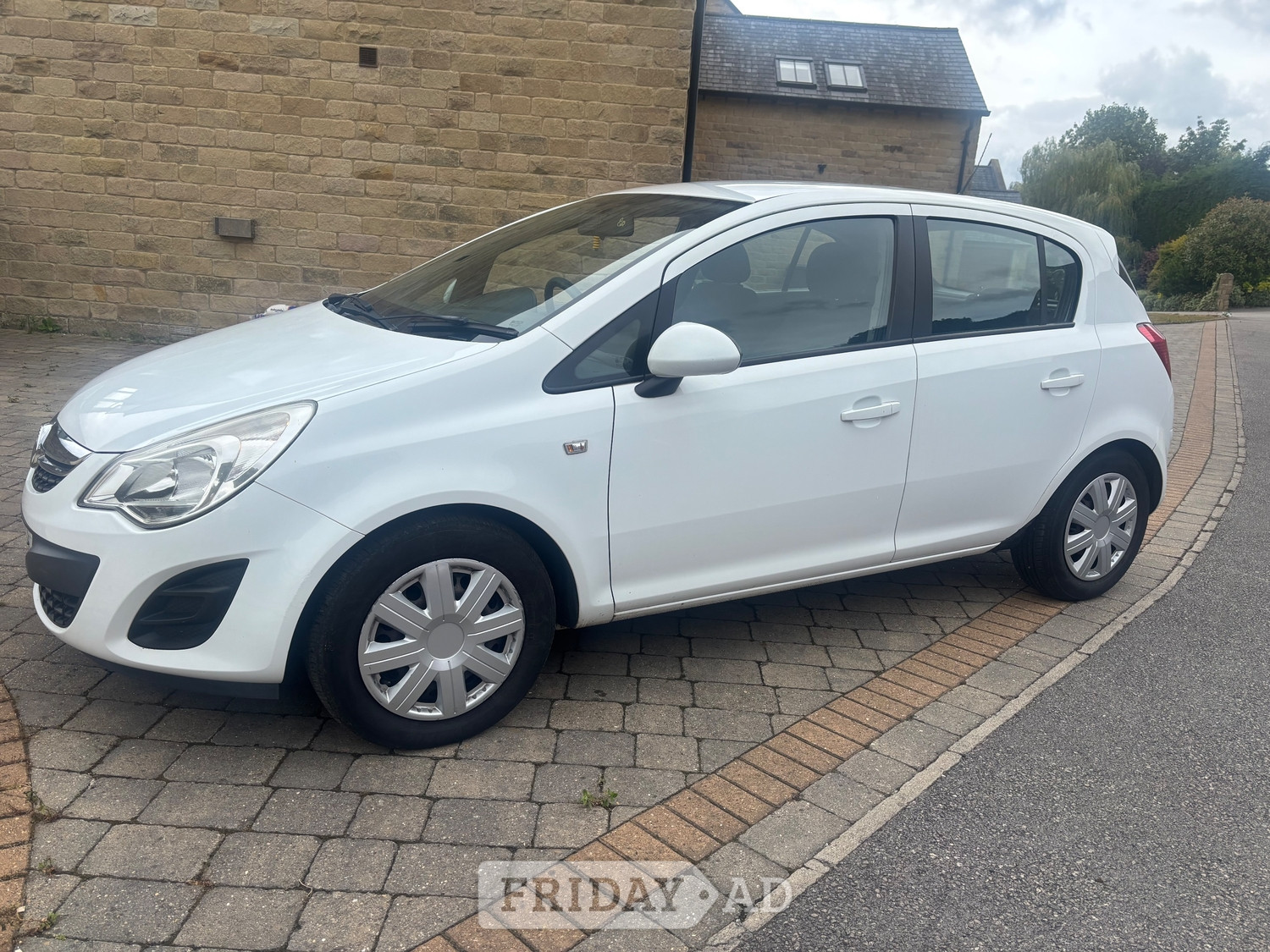 [ berth ]Vauxhall Corsa