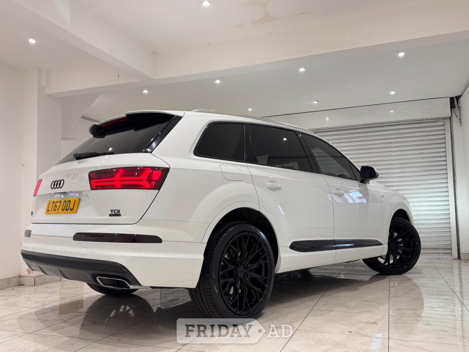 [ berth ]Audi Q7