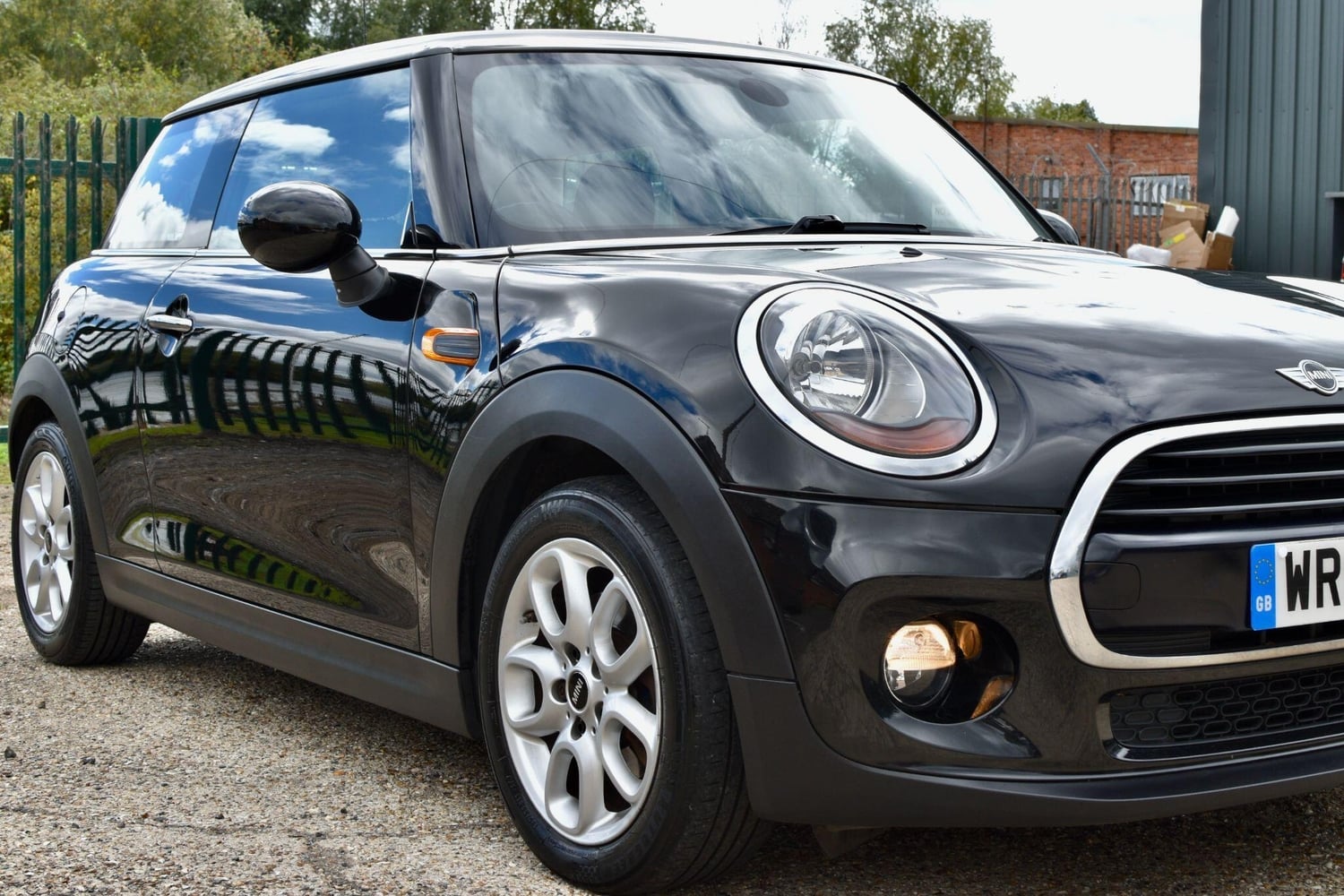 Mini Hatch Reading