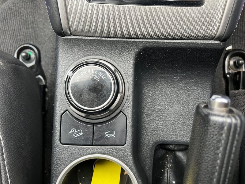 Mitsubishi L200 2021 - Vans & Commercial Vehicles in Sutton