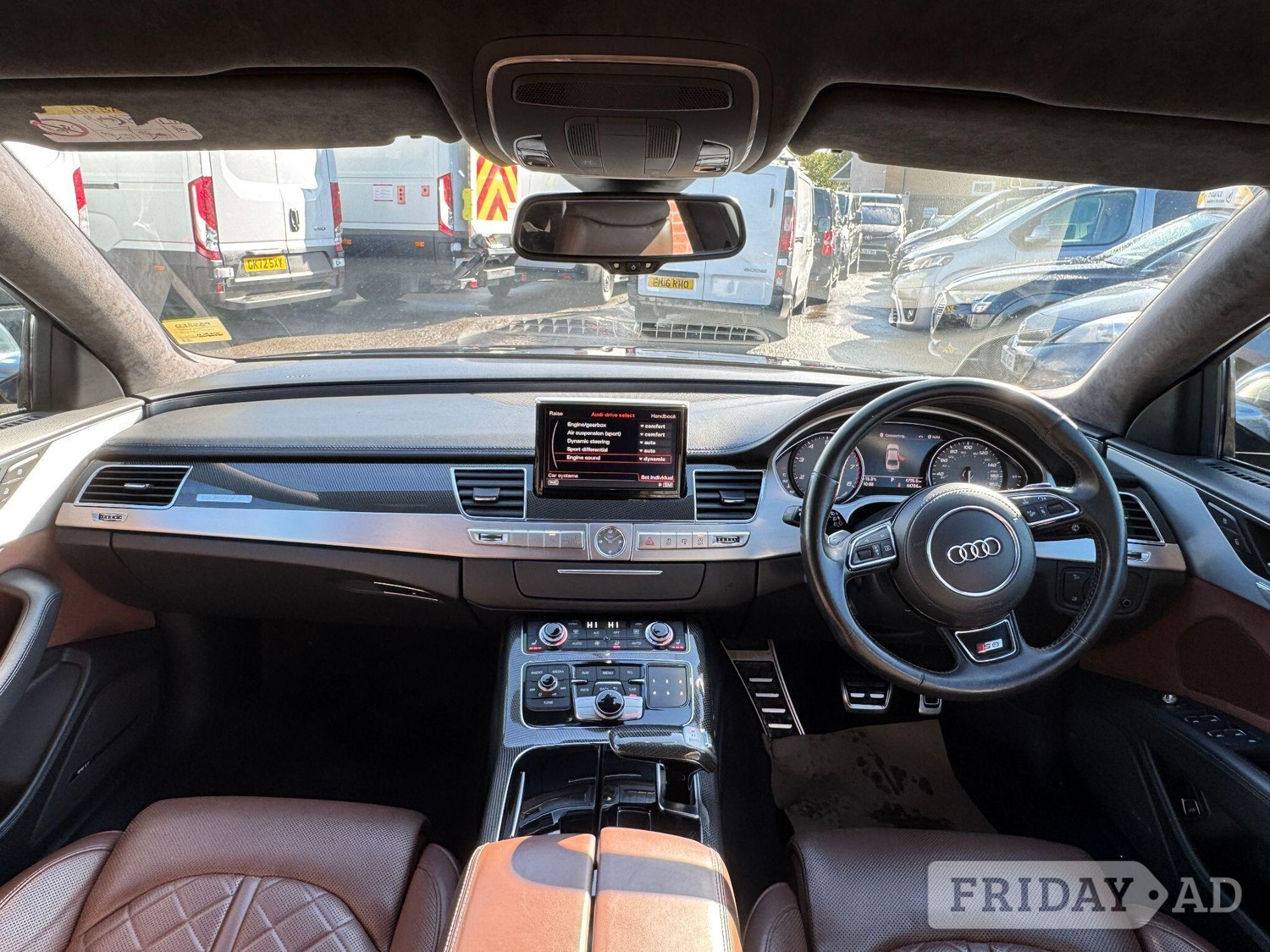 [ berth ]Audi S8