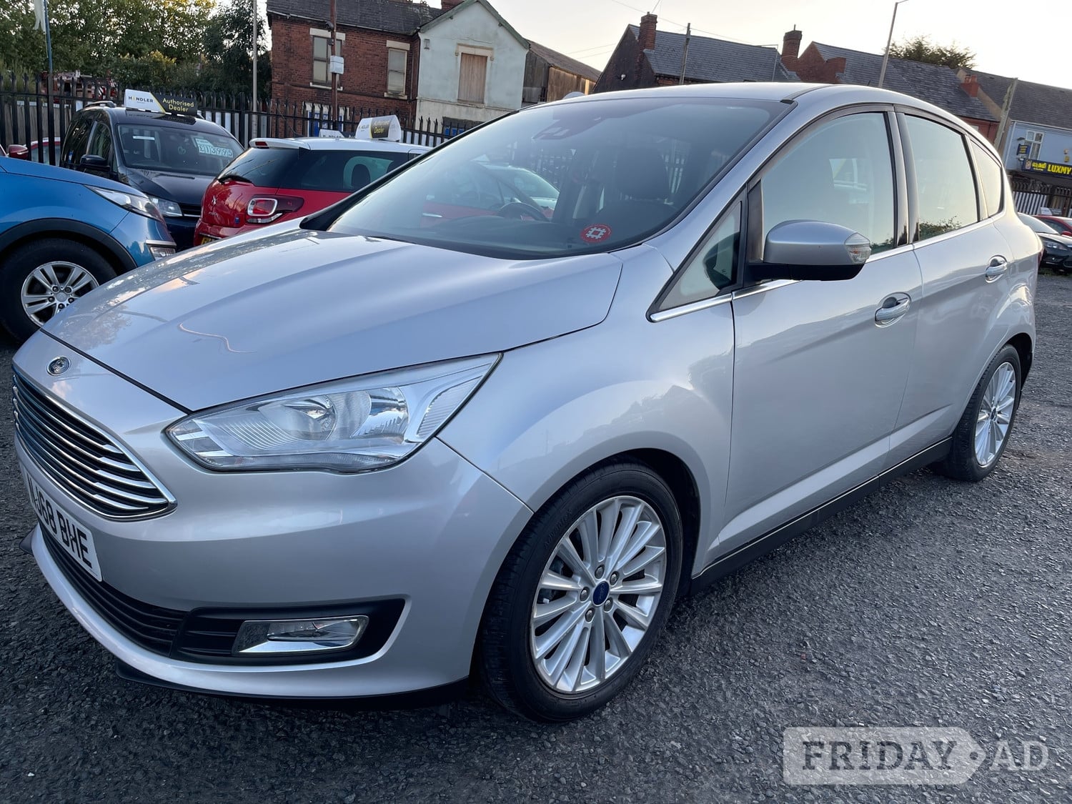 [ berth ]Ford C-MAX
